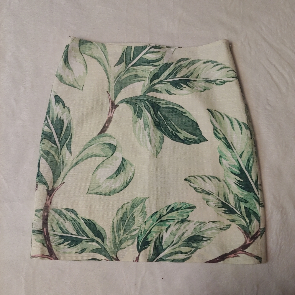 NWOT Ann Taylor leaf print skirt - Picture 4 of 4